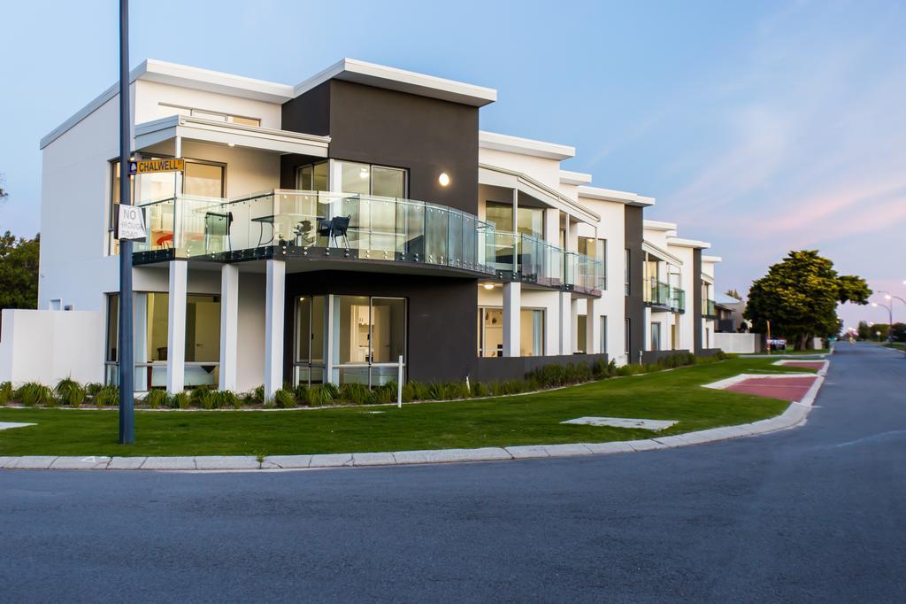 Reflections By Rockingham Apartments Chambre photo